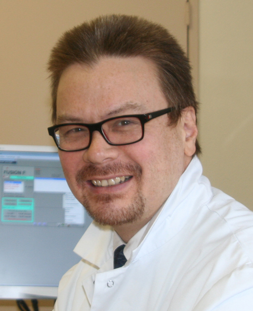 Pr René YIOU